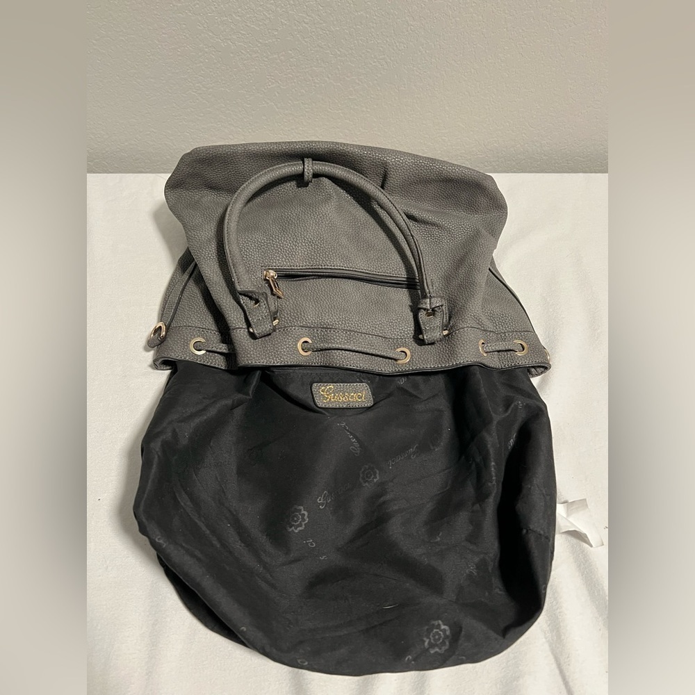 Gussaci Drawstring Shoulder Bag Purse Gray With Zipper Detail - Picture 10 of 13